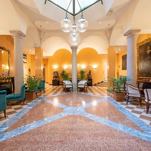 زيارة الفندق