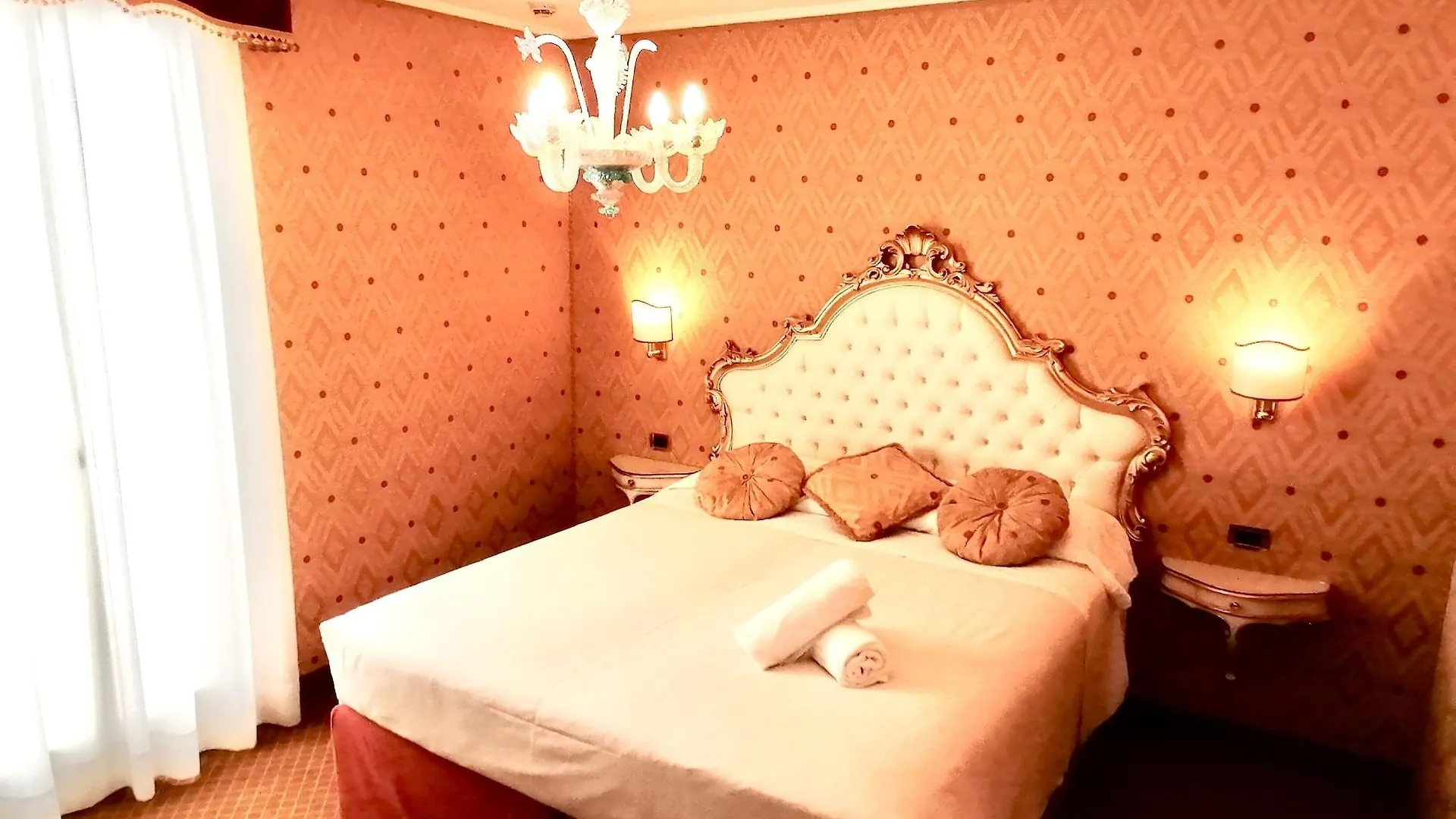 Hotel Gardena Venice 3*,  Italy